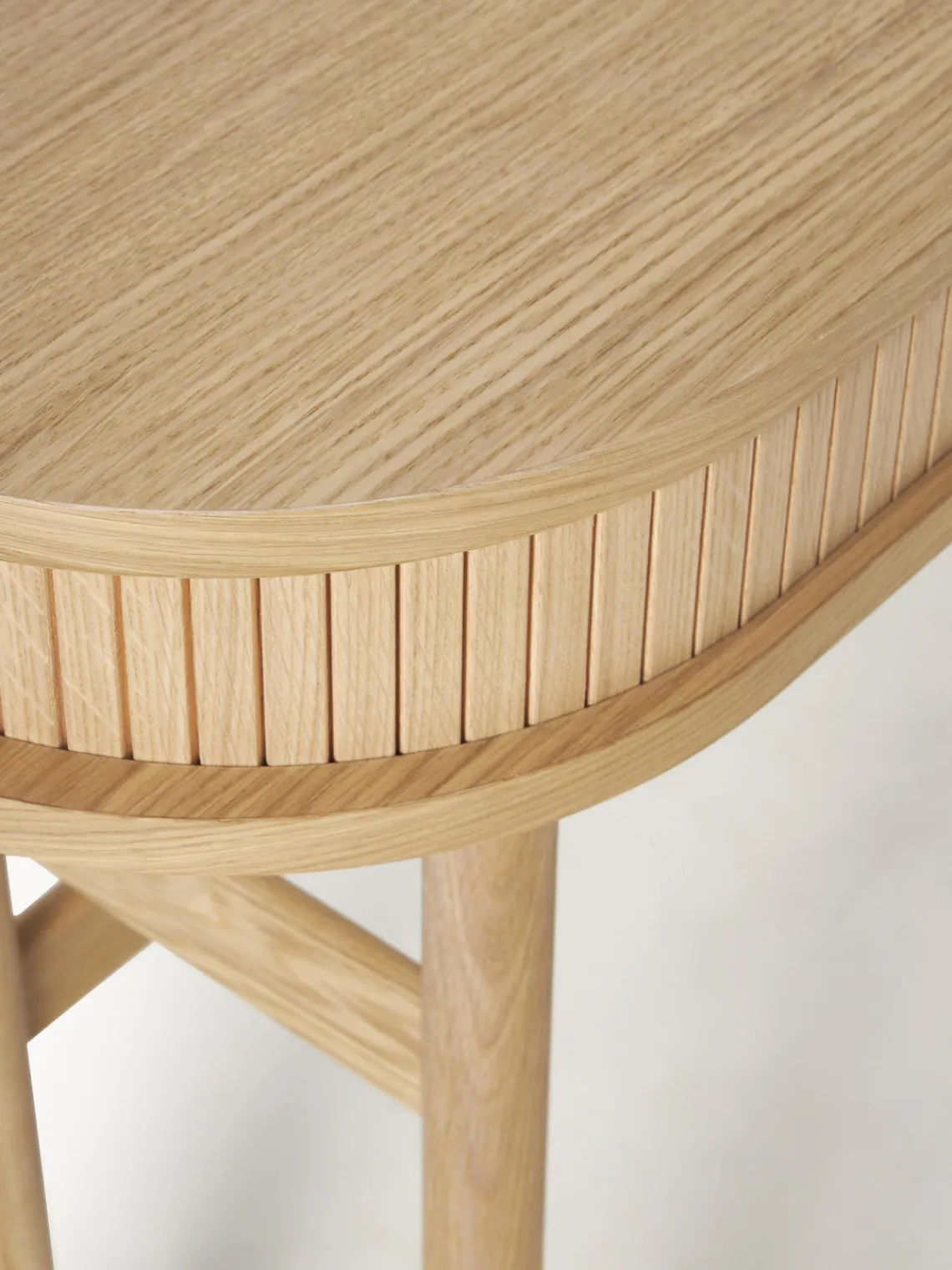 Mesas Consola|Consolas>Westwing Collection Consola con frente acanalado Calary Madera de roble