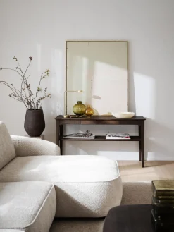 Mesas Consola|Consolas></noscript>Rowico Home Consola de madera de roble Markham Madera de roble lacada en oscuro