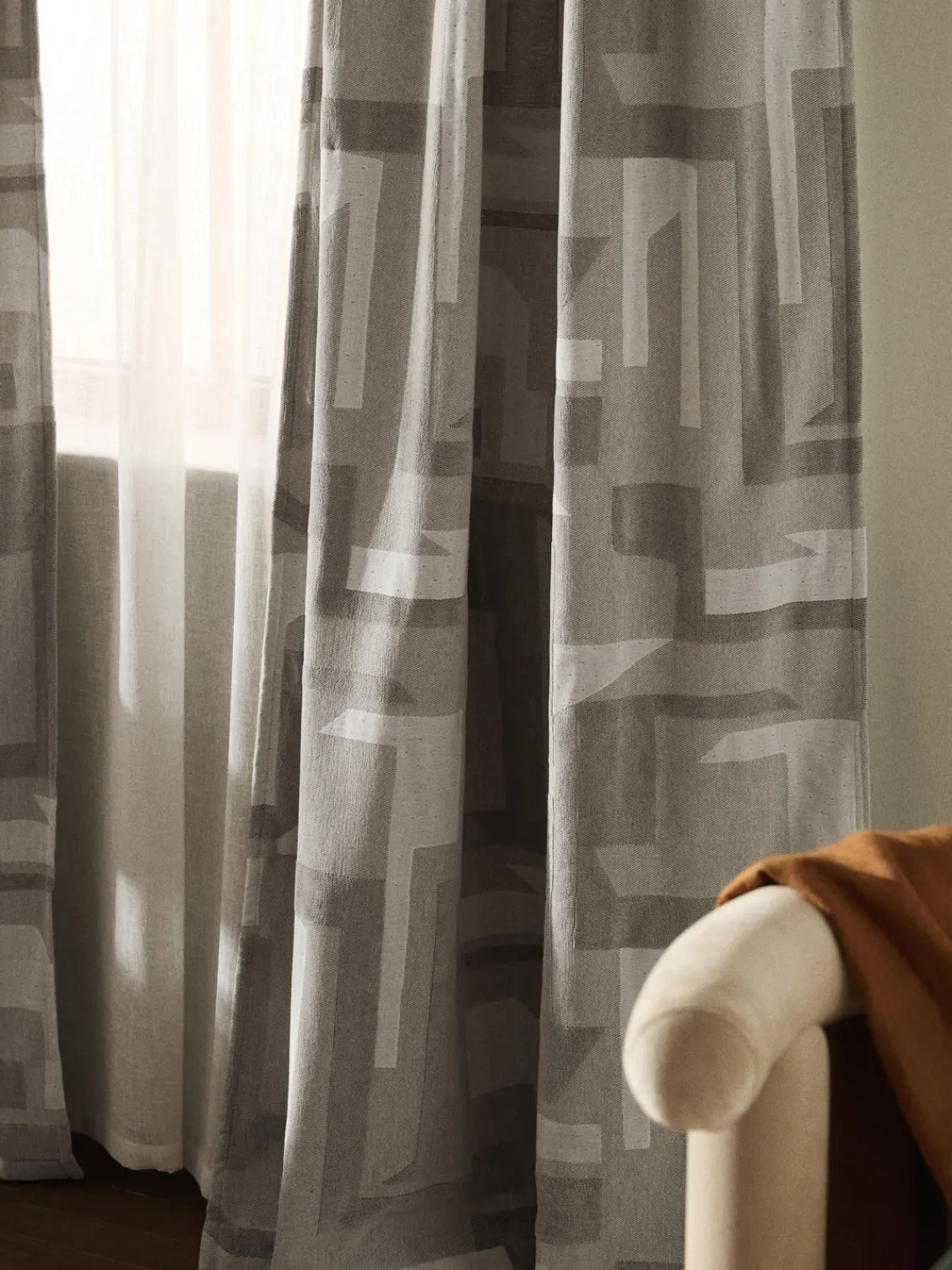 Cortinas Y Visillos|Mantas>Westwing Collection Cortina opaca de chenilla con cinta de lazo Felice, 2 uds. Tonos beige, blanco