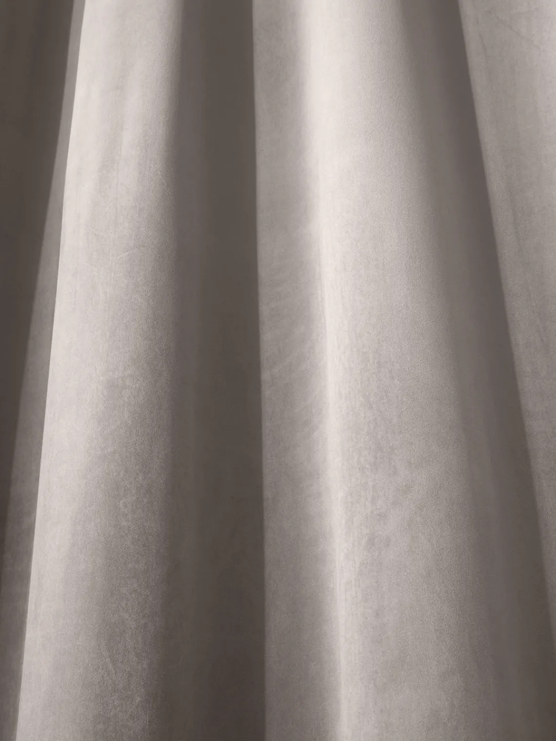 Cortinas Y Visillos|Mantas>Westwing Collection Cortinas de terciopelo oscuras con ojales Rush, 2 uds. Gris