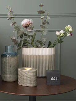 Despertador LED Cube, con conexión USB Relojes|Jarrones