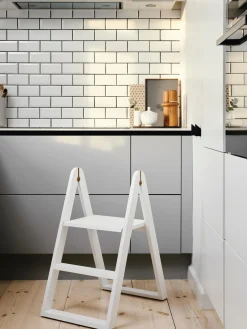 Escalera de madera de fresno Reech Pufs Y Otomanos|Pufs Y Otomanos