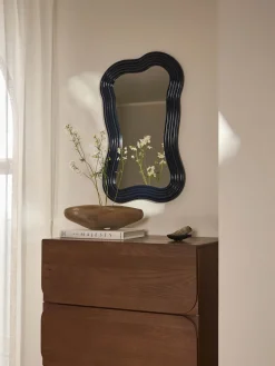 Jarrones|Espejos De Pared>Westwing Collection Espejo de pared con marco ondulado Cosimo Azul oscuro