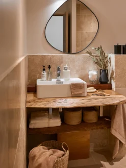 Online Espejo de pared de forma orgánica Anera Jarrones|Espejos De Pared