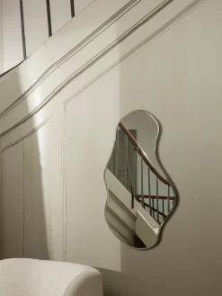 Jarrones|Espejos De Pared>Ferm Living Espejo de pared de forma orgánica Pond Plateado