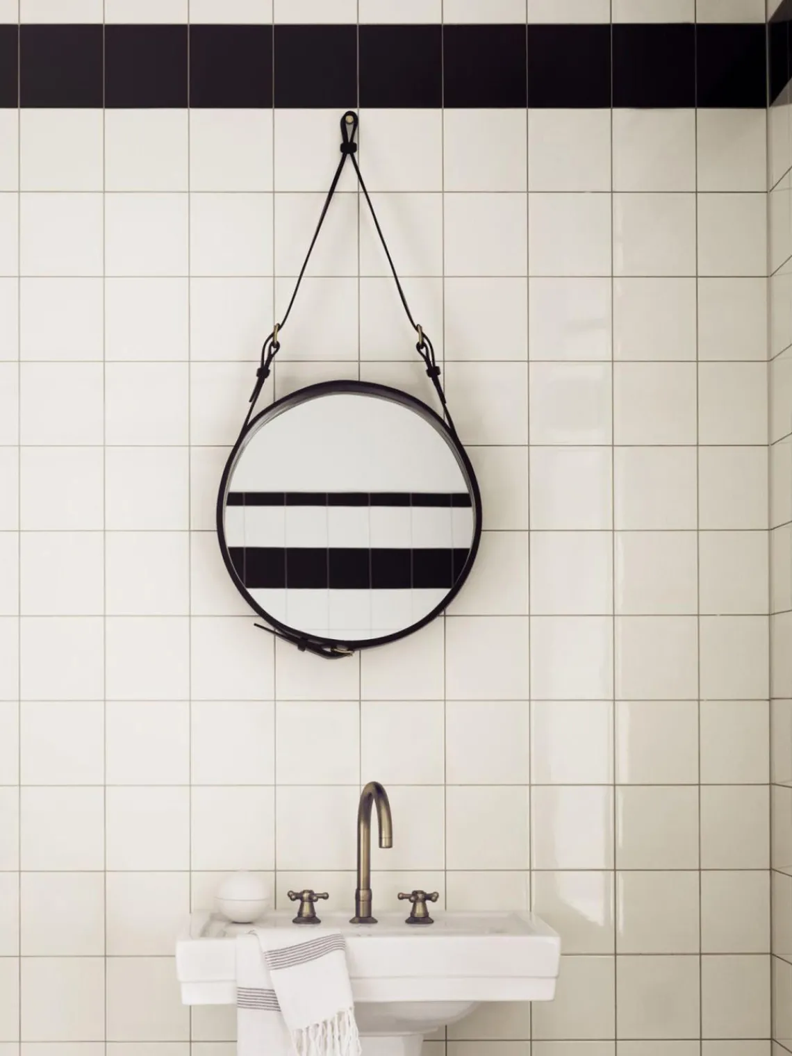 Espejos De Pared|Espejos De Pared>GUBI Espejo de pared redondo Adnet, tamaños diferentes Negro