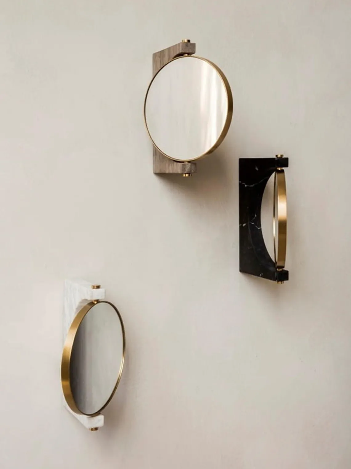 Espejos De Maquillaje|Jarrones>Audo Copenhagen Espejo tocador redondo de mármol de pared Pepe Mármol greige, latón