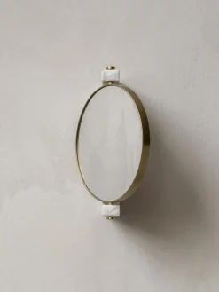 Espejos De Maquillaje|Jarrones>Audo Copenhagen Espejo tocador redondo de mármol de pared Pepe Mármol gris claro, latón