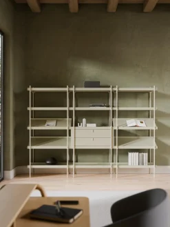 Estantería alta con marco inclinado Rio Librerías|Estanterías