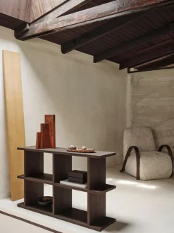 Librerías|Estanterías>Ferm Living Estantería de madera Kona Madera de roble lacada en oscuro