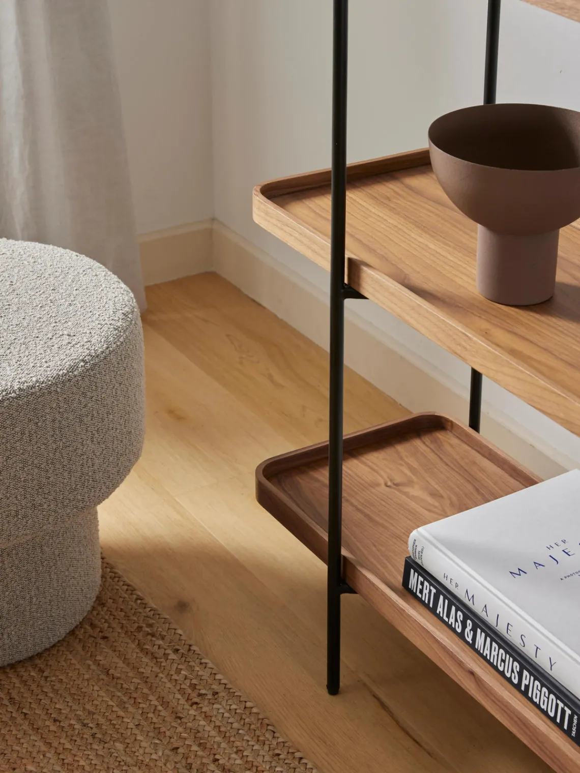 Librerías|Estanterías>Westwing Collection Estantería grande de madera Renne Madera de nogal