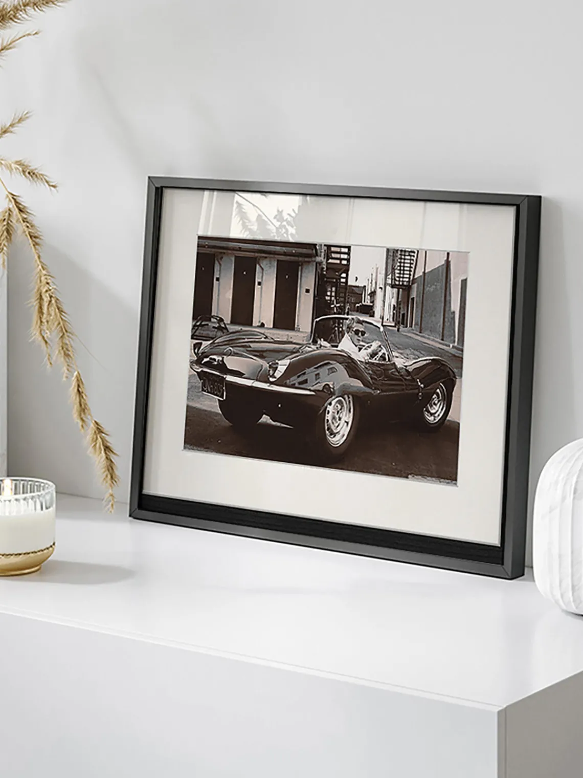 Best Fotografía enmarcada Steve McQueen in his Jaguar Cuadros Y Láminas Decorativas|Jarrones