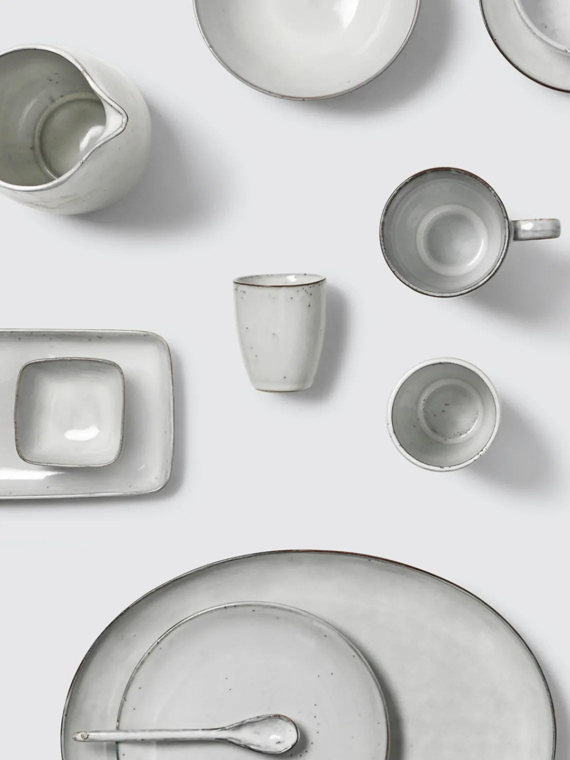 Cuencos Y Platos De Servir|Menaje De Mesa>Broste Copenhagen Fuente artesanal de gres , 35 cm Nordic Sand