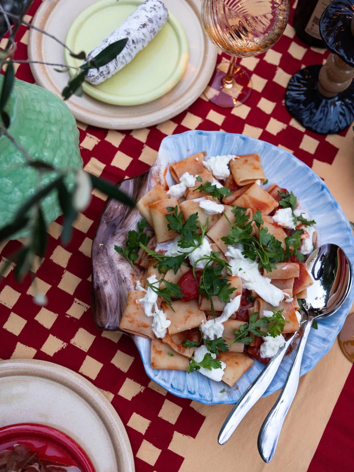 Platos Llanos|Vajillas Completas>byon Fuente pintada a mano Armona