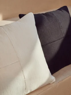 Cojines Decorativos|Mantas>Westwing Collection Funda de cojín artesanal con costura decorativa Terre Blanco