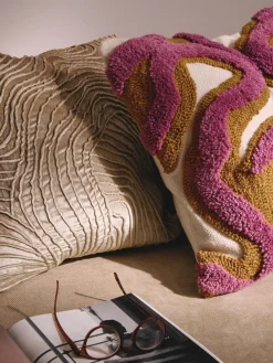 Online Funda de cojín artesanal con tejido capitoné Jiri Mantas|Cojines Decorativos