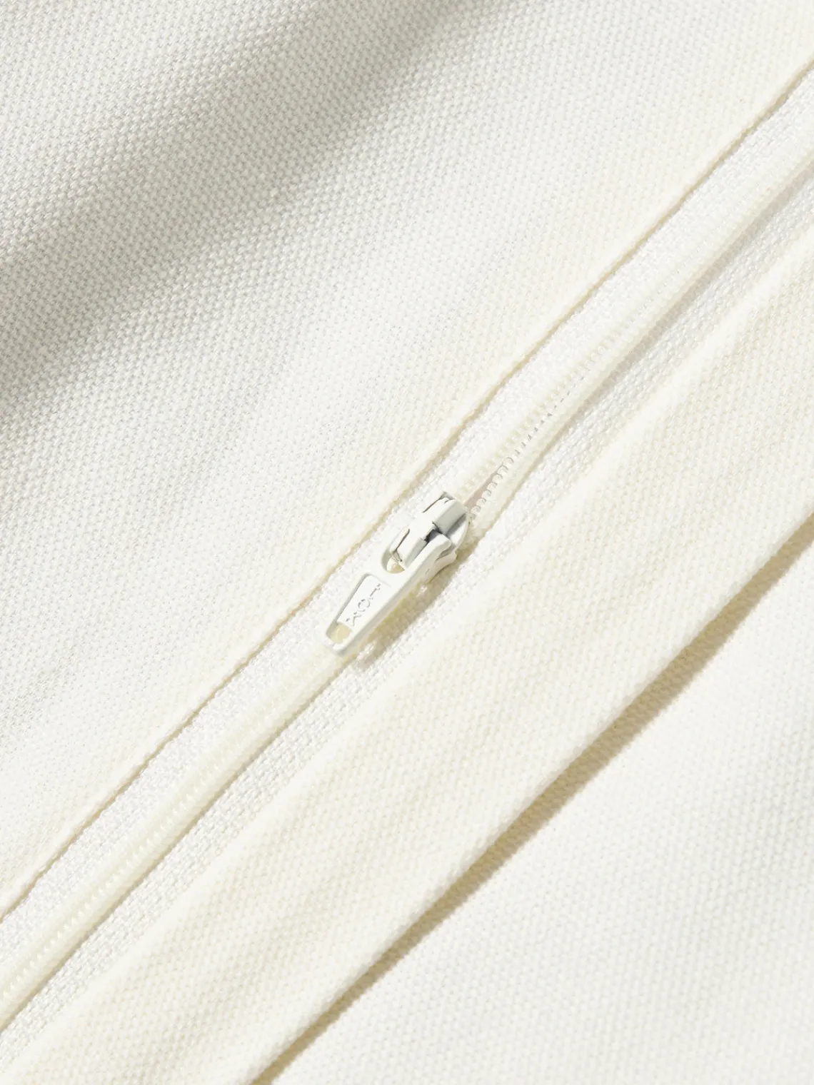 Funda de cojín bordada de algodón texturizada Reza Mantas|Cojines Decorativos