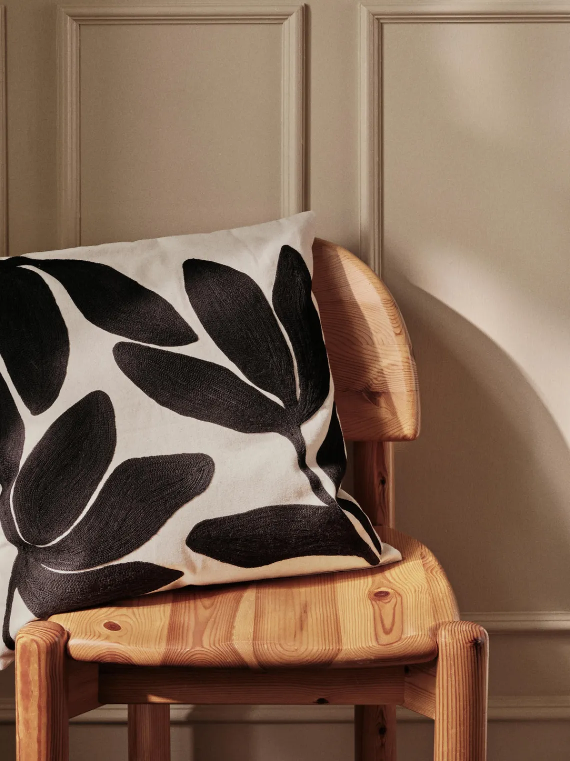 Cojines Decorativos|Mantas>Broste Copenhagen Funda de cojín de algodón con estampado floral Herbert