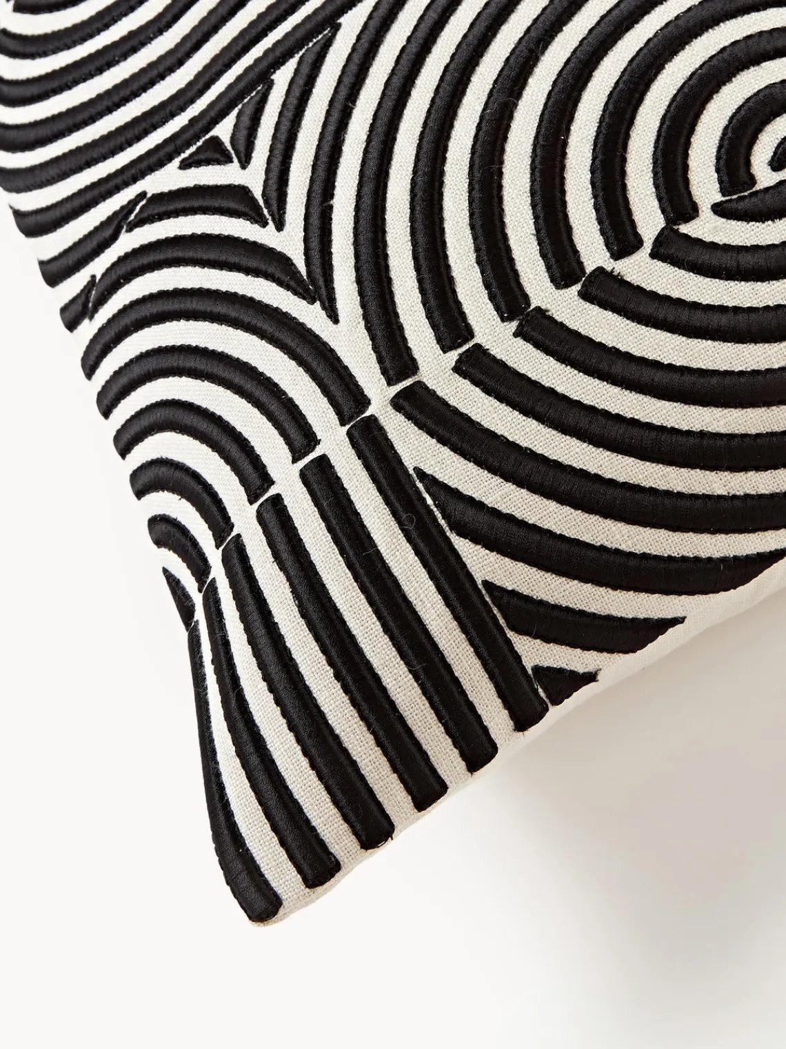 Mantas|Cojines Decorativos>Westwing Collection Funda de cojín de lino con estampado gráfico Lexi Negro, blanco Off White