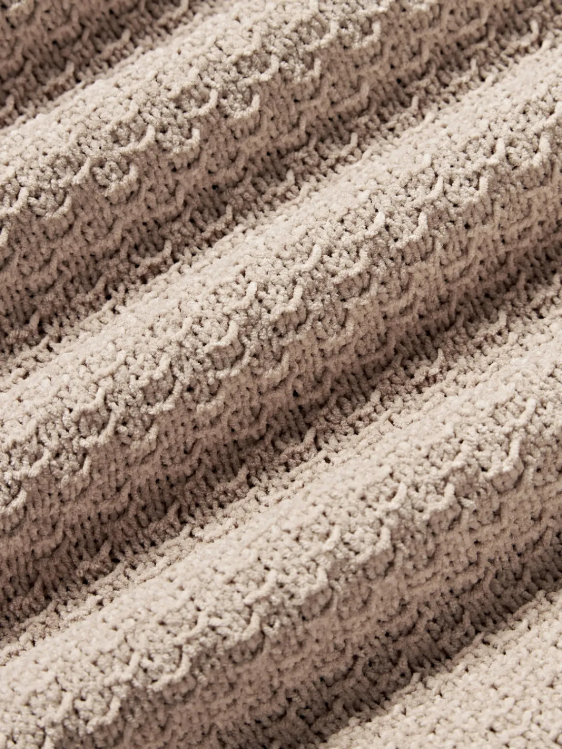 Cojines Decorativos|Mantas>Westwing Collection Funda de cojín de punto de chenilla Everly Turrón