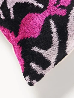 Cojines Decorativos|Mantas></noscript>Les Ottomans Funda de cojín de terciopelo con estampado abstracto Velvety Rosa, negro, blanco