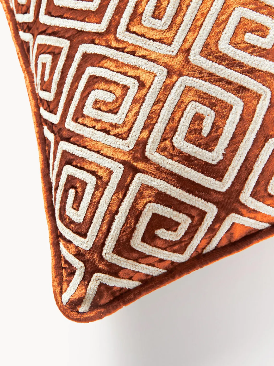 Cojines Decorativos|Cojines Decorativos>Westwing Collection Funda de cojín de terciopelo con bordado de chenilla Solenne Terracota, beige claro