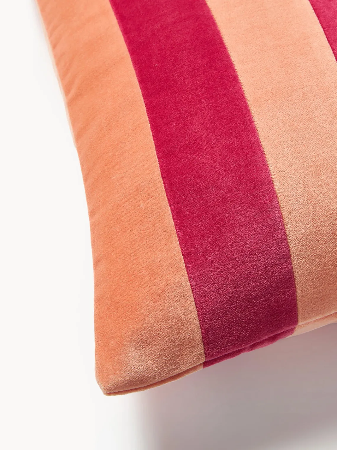 Mantas|Cojines Decorativos>Westwing Collection Funda de cojín de terciopelo patchwork Remus Melocotón, rosa