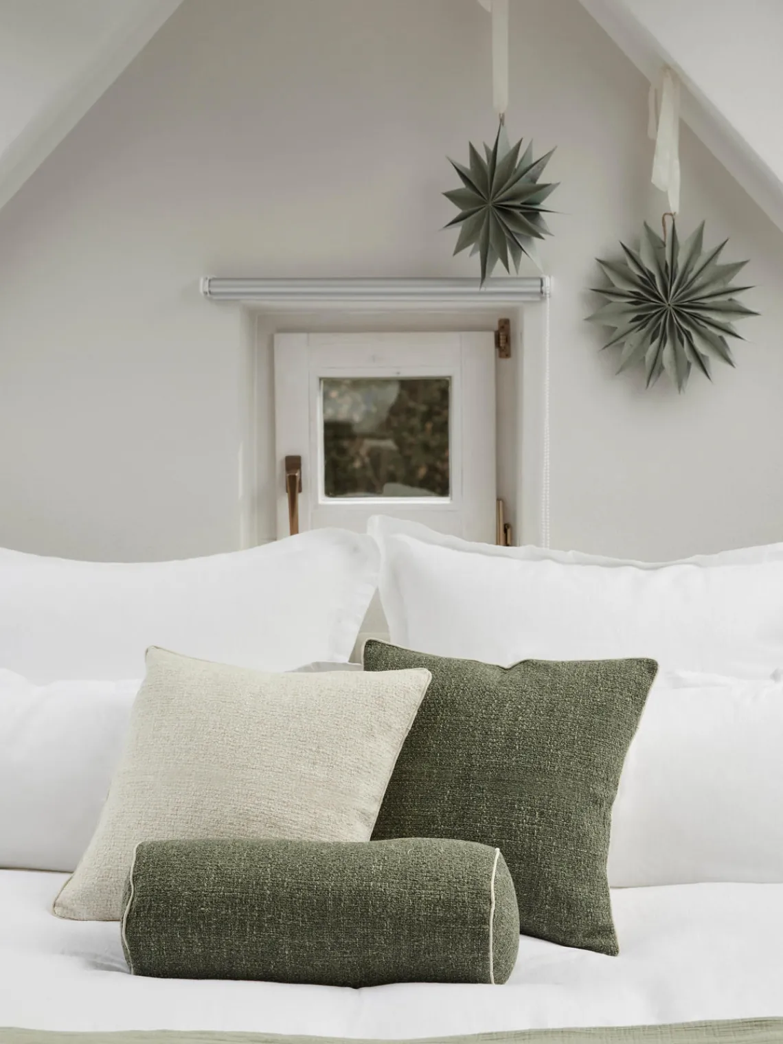 Cojines Decorativos|Mantas>Westwing Collection Funda de cojín en tejido bouclé con ribete Aya Blanco crema