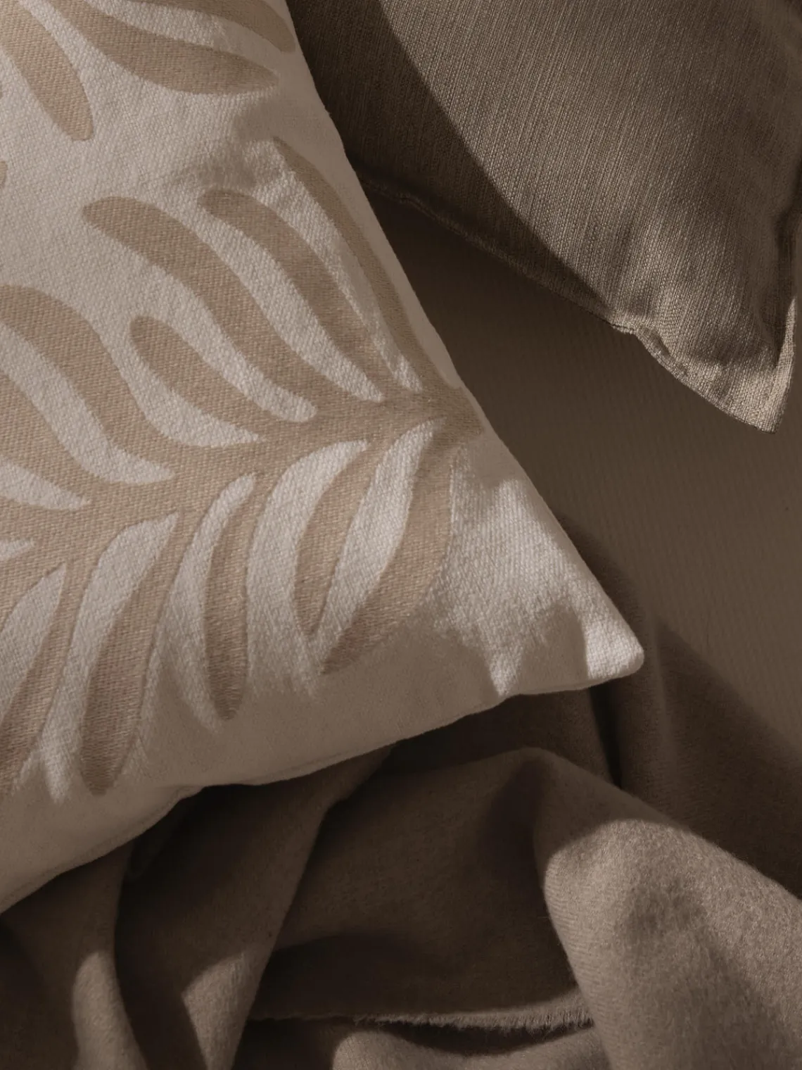 Mantas|Cojines De Exterior>Westwing Collection Funda de cojín para exterior con adorno decorativo Aryna Blanco Off White, beige