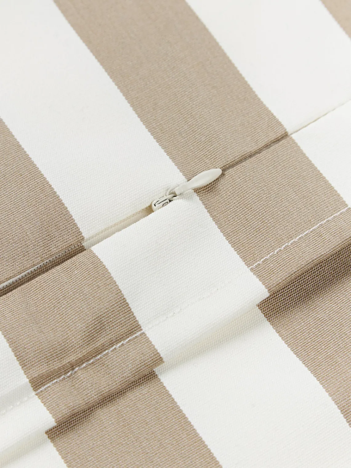 Cojines De Exterior|Cojines Decorativos>Westwing Collection Funda de cojín para exterior Cosby Blanco, beige claro