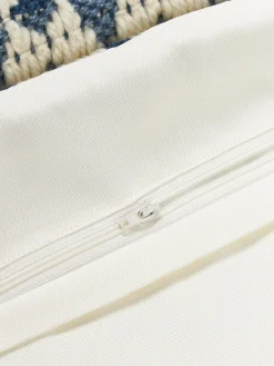 Cojines De Exterior|Cojines Decorativos></noscript>Westwing Collection Funda de cojín para exterior con tejido estampado Yamir Tonos azules, blanco Off White