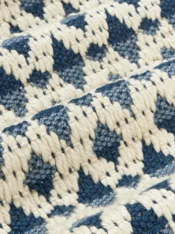 Cojines De Exterior|Cojines Decorativos></noscript>Westwing Collection Funda de cojín para exterior con tejido estampado Yamir Tonos azules, blanco Off White