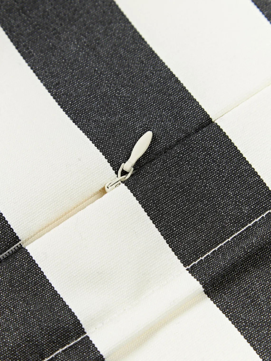 Cojines De Exterior|Cojines Decorativos>Westwing Collection Funda de cojín para exterior Cosby Blanco, negro