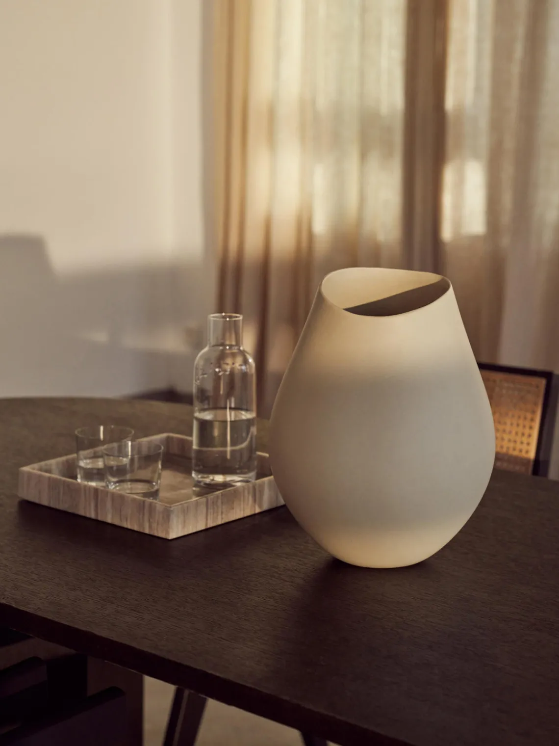 Jarrones|Jarrones>Westwing Collection Gran jarrón hecho a mano en gres Opium, 39 cm Beige claro