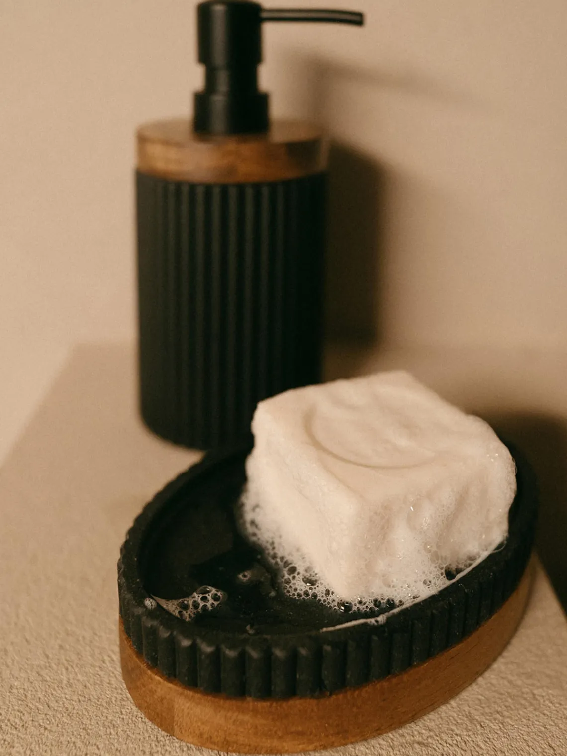 Outlet Jabonera con madera Laura Dispensador De Jabón Y Jaboneras|Jarrones