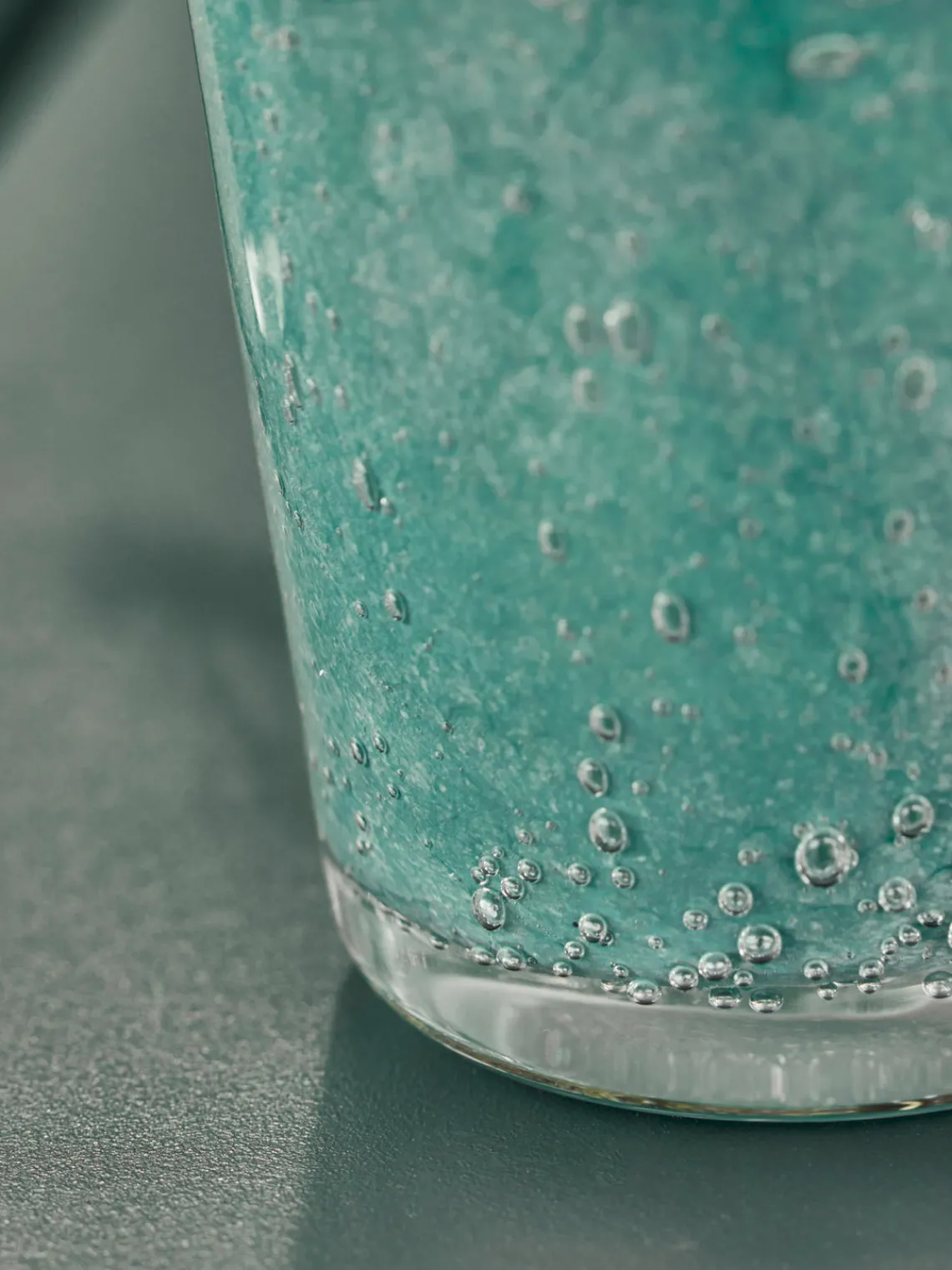 Jarrones|Jarrones>House Doctor Jarrón artesanal Kupla, 10 cm Azul petróleo, blanco crema