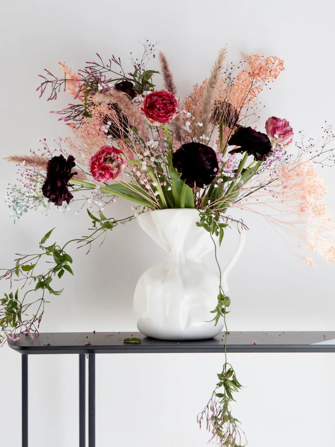 Jarrones|Jarrones>byon Jarrón de porcelana Crumple, 26 cm Blanco