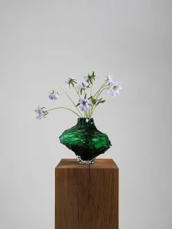 Jarrones|Jarrones>Hein Studio Jarrón de vidrio soplado Canyon, 23 cm Verde