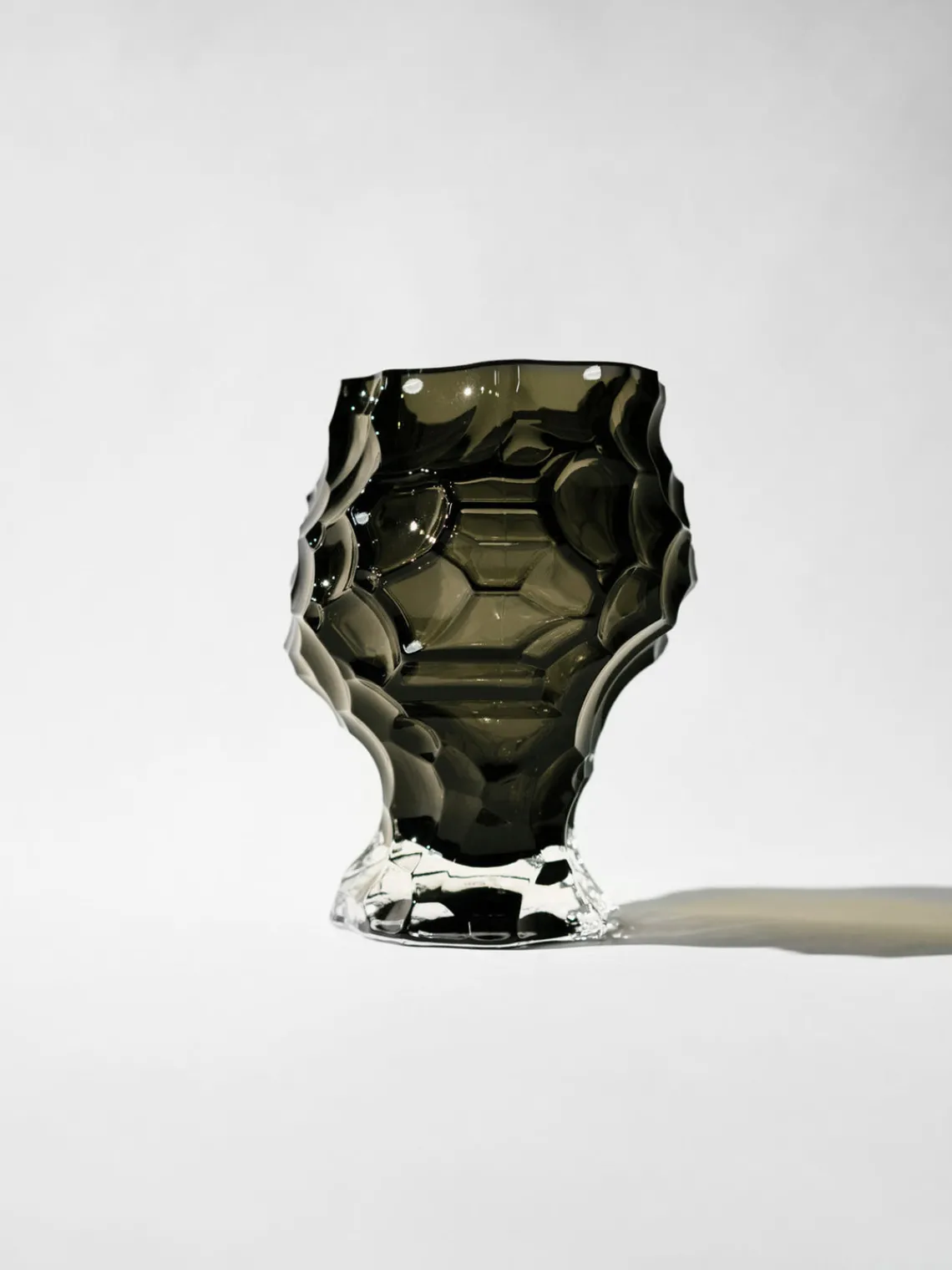 Jarrones|Jarrones>Hein Studio Jarrón de vidrio soplado Canyon, 18 cm Marrón oscuro