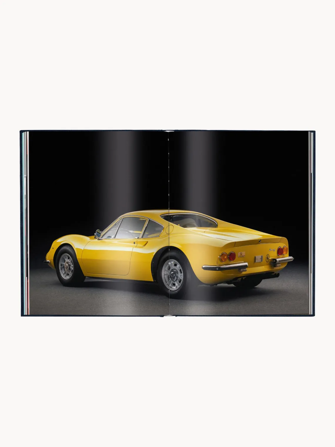 Libros Decorativos|Jarrones>teNeues Libro ilustrado The Ferrari Book - Passion for Design
