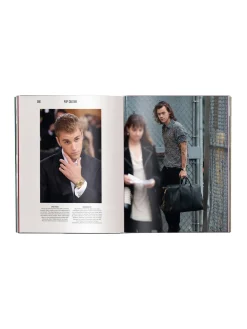 Best Libro ilustrado Timeless Treasures - The Fascination of Certified Pre-Owned Watches Libros Decorativos|Jarrones