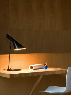 Lámparas De Escritorio|Lámparas De Mesa></noscript>Louis Poulsen Lámpara de escritorio AJ, tamaños diferentes Negro