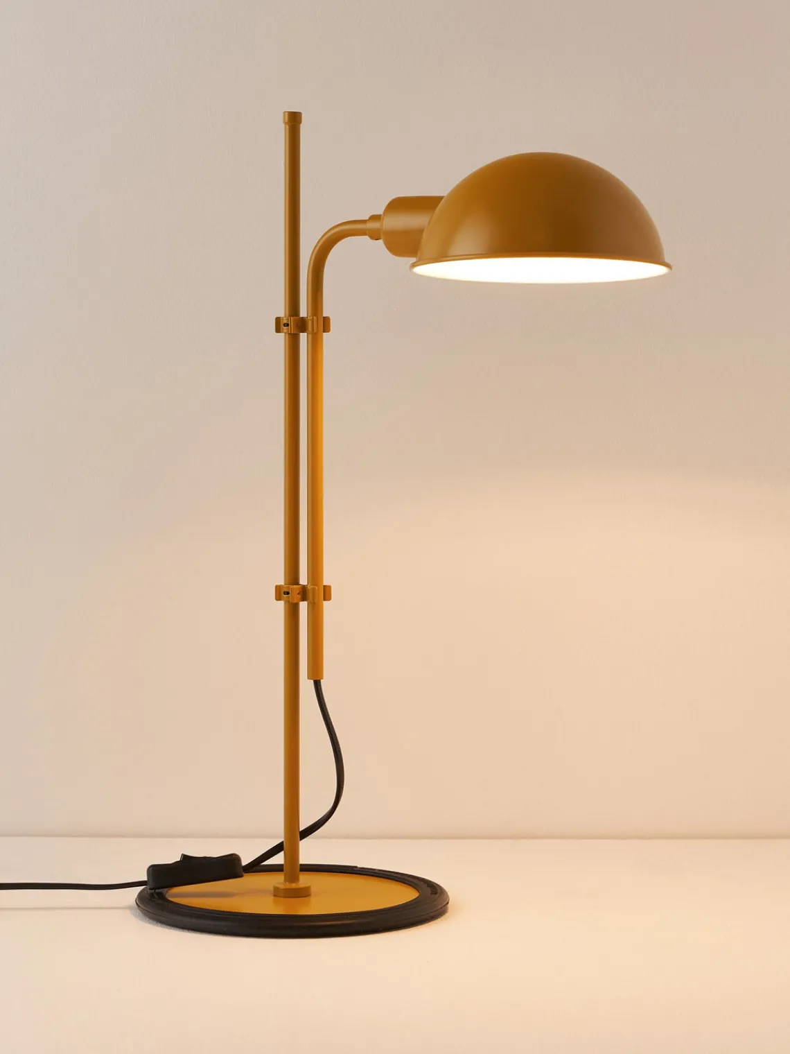 Lámparas De Escritorio|Lámparas De Mesa>Marset Lámpara de escritorio grande con pantalla ajustable Funiculí Amarillo mostaza brillante