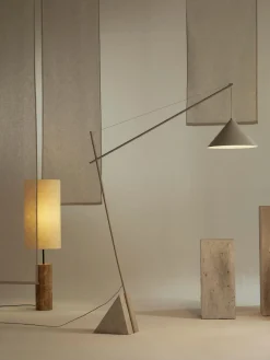 Online Lámpara de lectura grande de travertino Reyna Lámparas De Pie|Lámparas De Techo