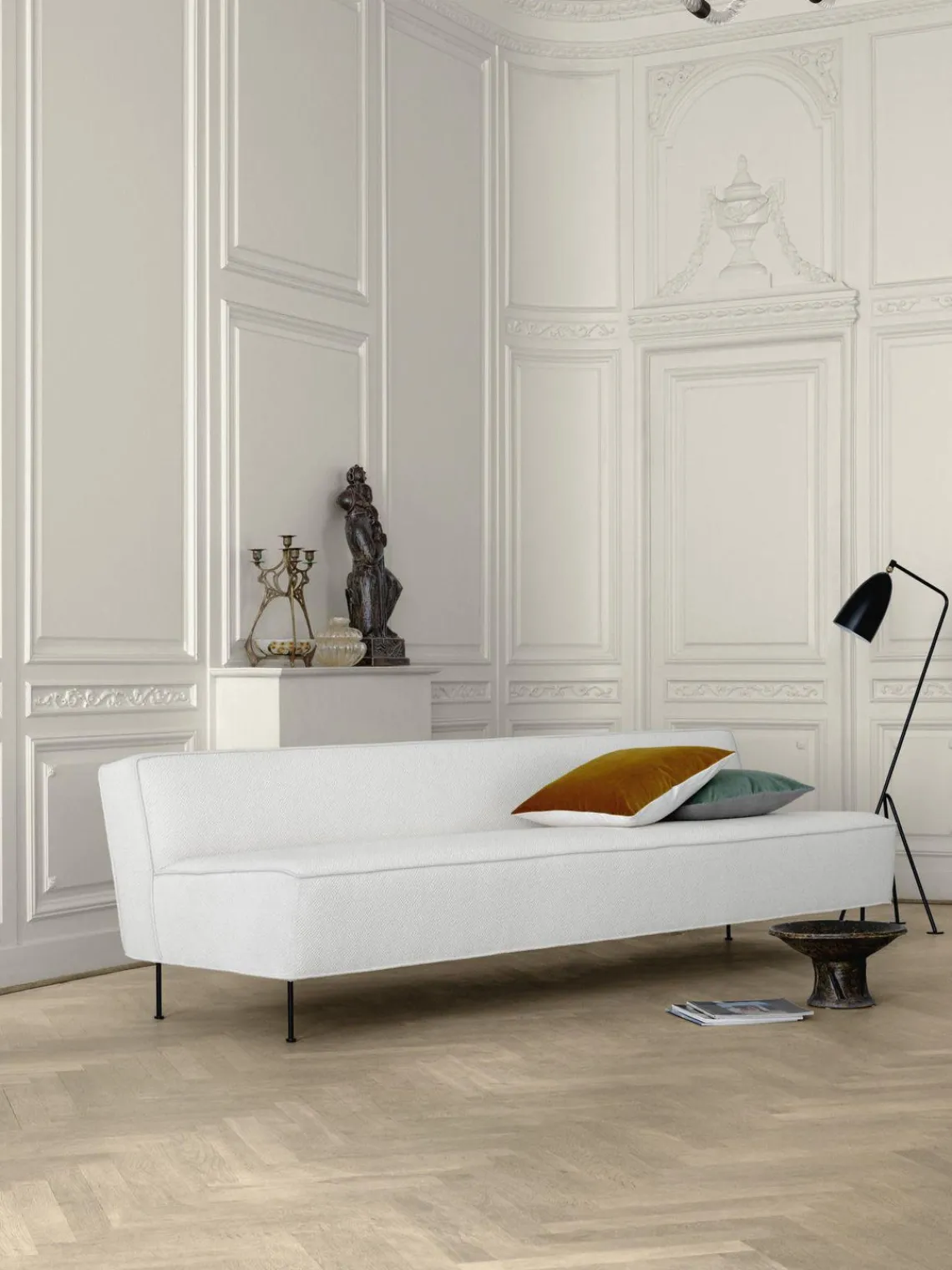 Lámparas De Pie|Lámparas De Techo>GUBI Lámpara de lectura pequeña ajustable Gräshoppa Negro, latón