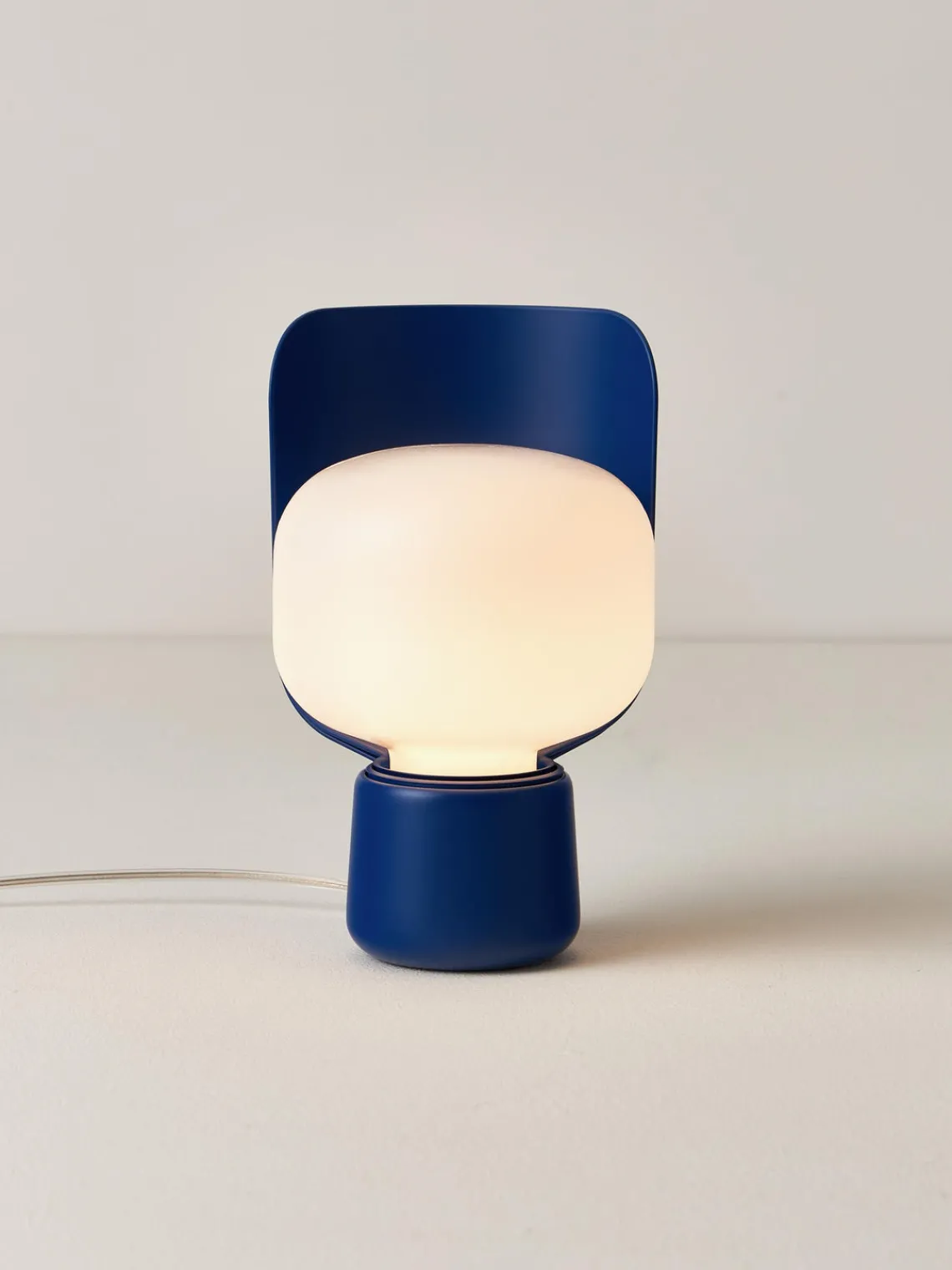 Sale Lámpara de mesa artesanal pequeña Blom Lámparas De Mesa|Lámparas De Techo