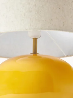 Lámparas De Mesa|Lámparas De Techo></noscript>Westwing Collection Lámpara de mesa de cerámica Marin Amarillo sol, beige claro