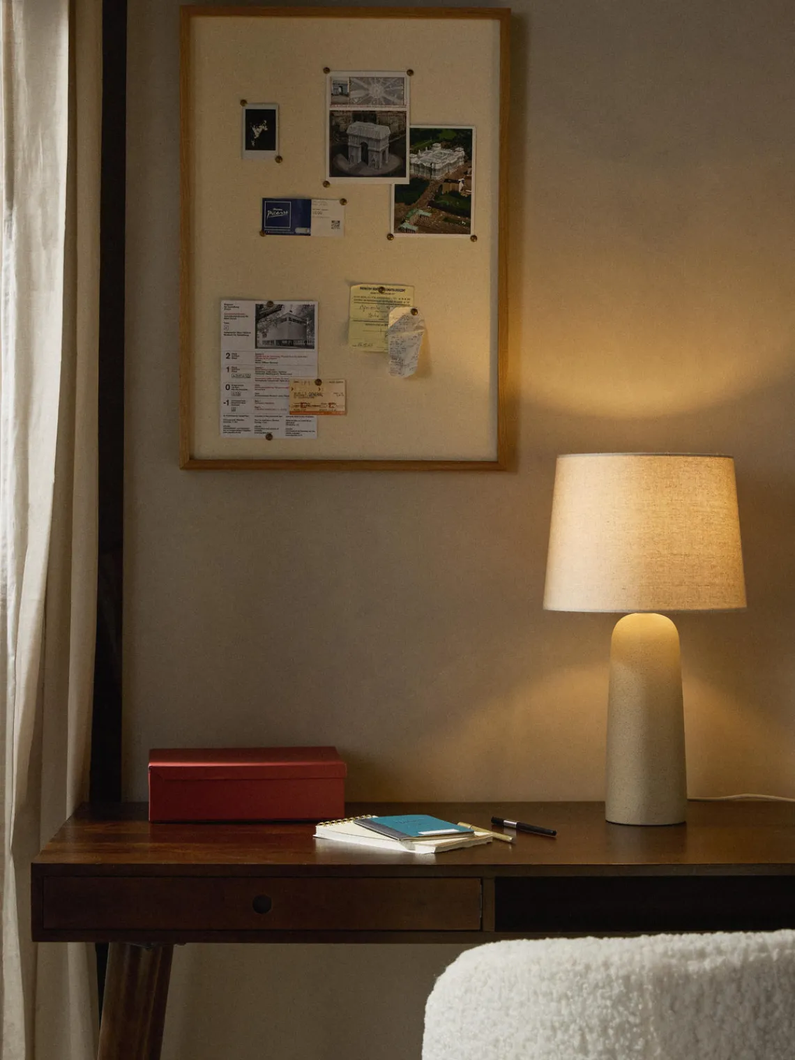 Clearance Lámpara de mesa grande con base de cemento Kaya Lámparas De Mesa|Lámparas De Techo