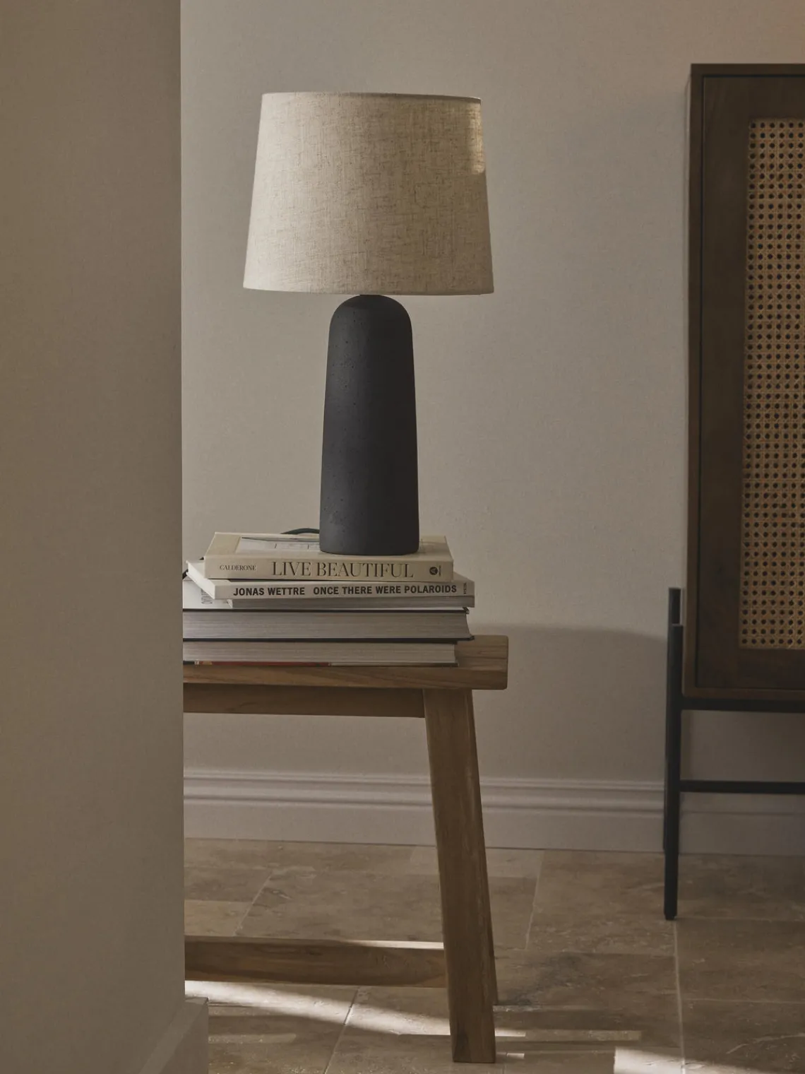 Lámparas De Mesa|Lámparas De Techo>Westwing Collection Lámpara de mesa grande de cemento Kaya Gris antracita, blanco crema