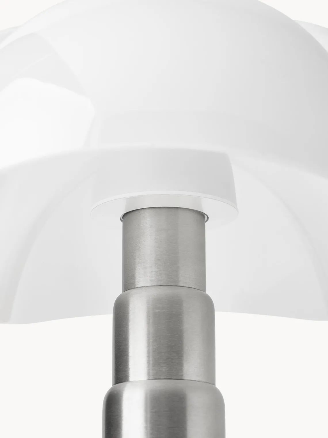 New Lámpara de mesa grande LED regulable Pipistrello, altura ajustable Lámparas De Mesa|Lámparas De Mesita De Noche